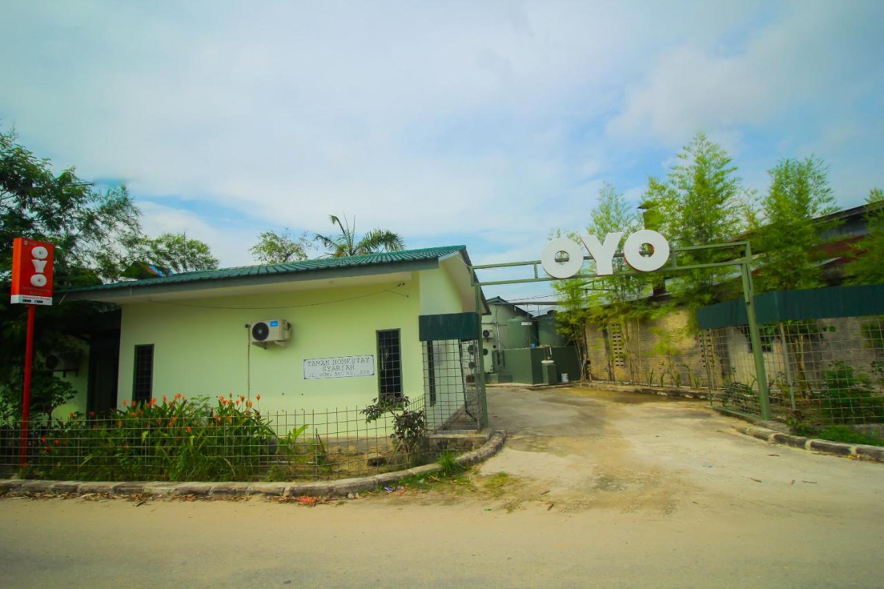 Oyo 1596 Taman Homestay Syariah Dumai Exterior foto