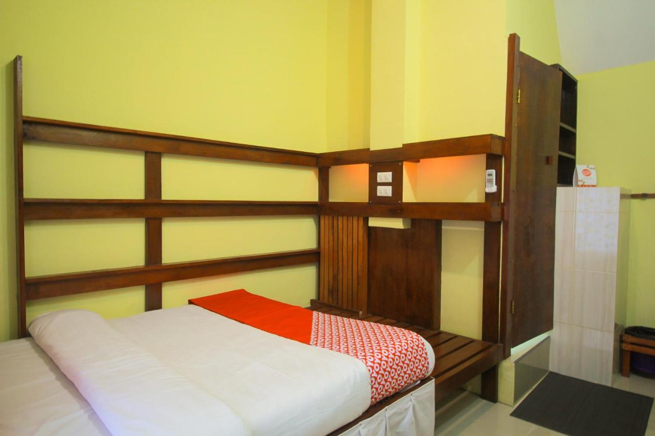 Oyo 1596 Taman Homestay Syariah Dumai Exterior foto